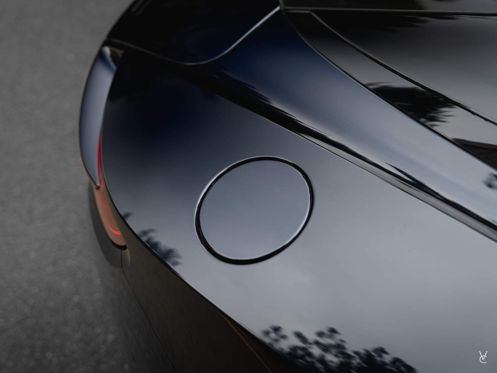 Aston Martin DB11 5.2 V12 Coupe 2dr Petrol Auto Euro 6 (s/s) (608 ps)