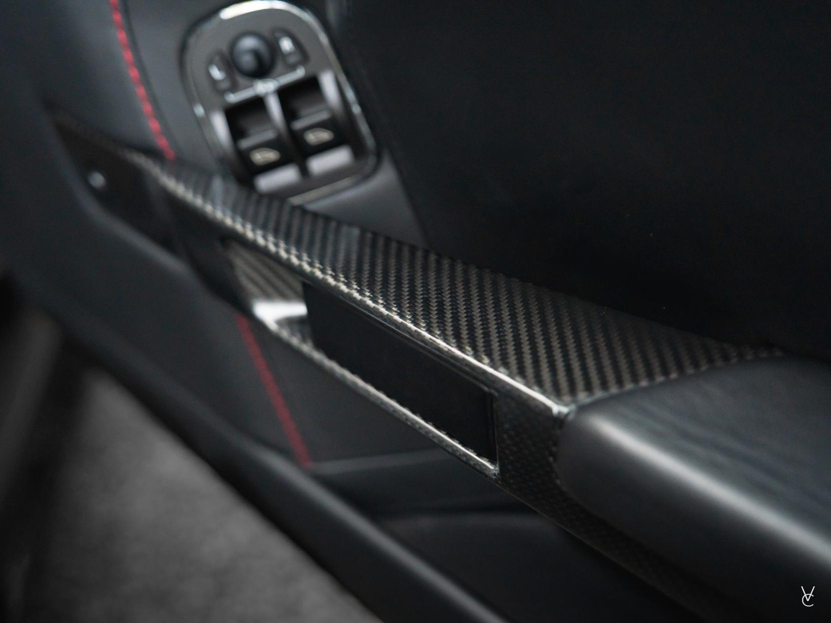 Aston Martin Vantage 6.0 V12 Coupe 2dr Petrol Manual Euro 4 (510 bhp)