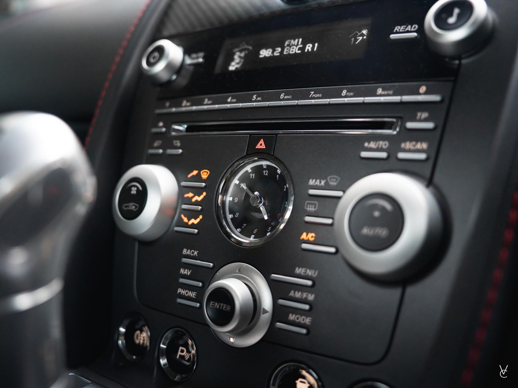 Aston Martin Vantage 6.0 V12 Coupe 2dr Petrol Manual Euro 4 (510 bhp)