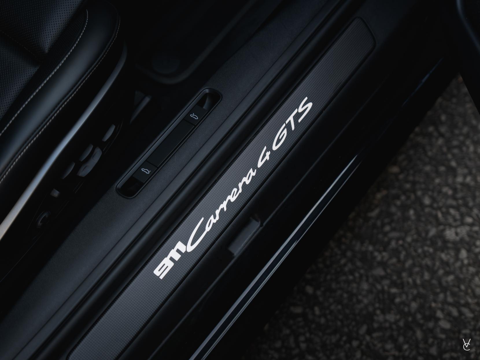 Porsche 911 3.0T 992 Carrera 4 GTS Coupe 2dr Petrol PDK 4WD Euro 6 (s/s) (480 ps)