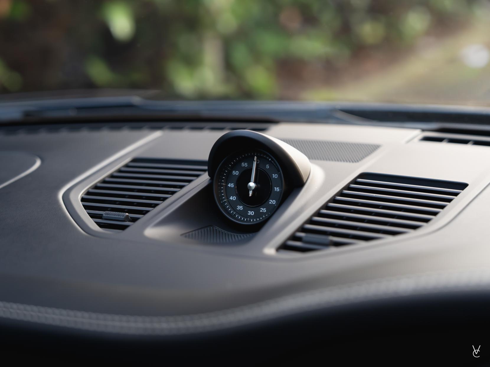 Porsche 911 3.0T 992 Carrera 4 GTS Coupe 2dr Petrol PDK 4WD Euro 6 (s/s) (480 ps)