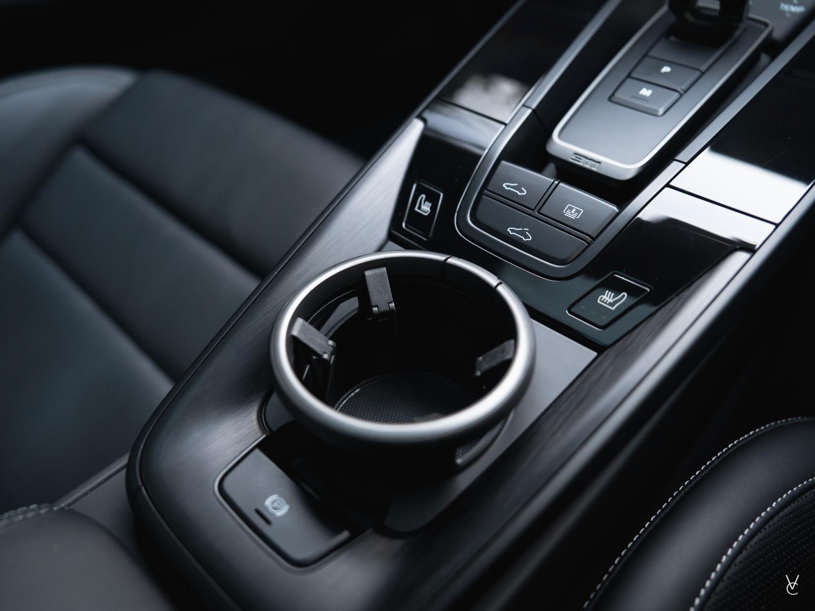 Porsche 911 3.0T 992 Carrera 4 GTS Coupe 2dr Petrol PDK 4WD Euro 6 (s/s) (480 ps)