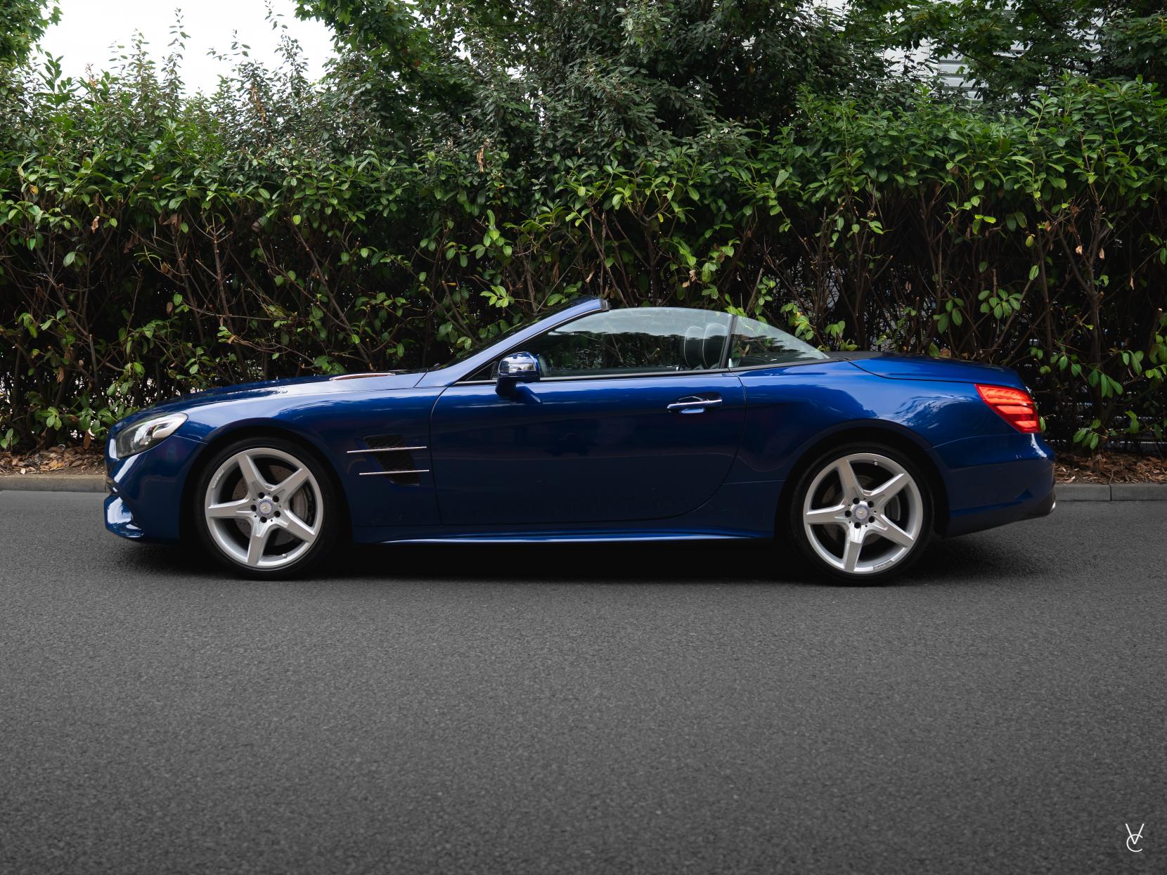 Mercedes-Benz SL 3.0 SL400 V6 AMG Line Roadster 2dr Petrol G-Tronic+ Euro 6 (s/s) (367 ps)