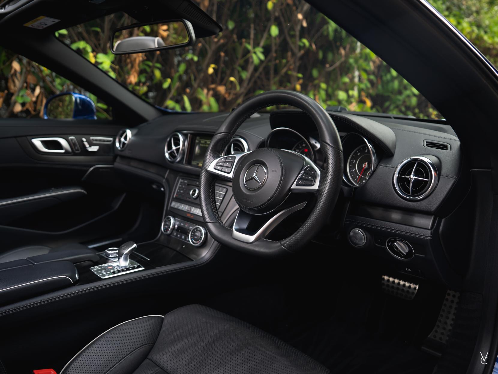 Mercedes-Benz SL 3.0 SL400 V6 AMG Line Roadster 2dr Petrol G-Tronic+ Euro 6 (s/s) (367 ps)