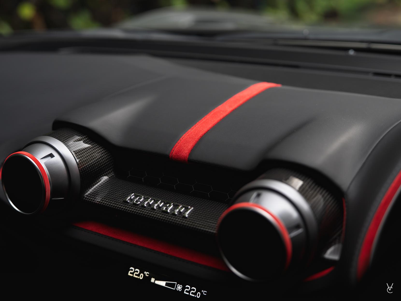 Ferrari 812 Superfast 6.5 V12 Coupe 2dr Petrol F1 DCT Euro 6 (s/s) (800 ps)