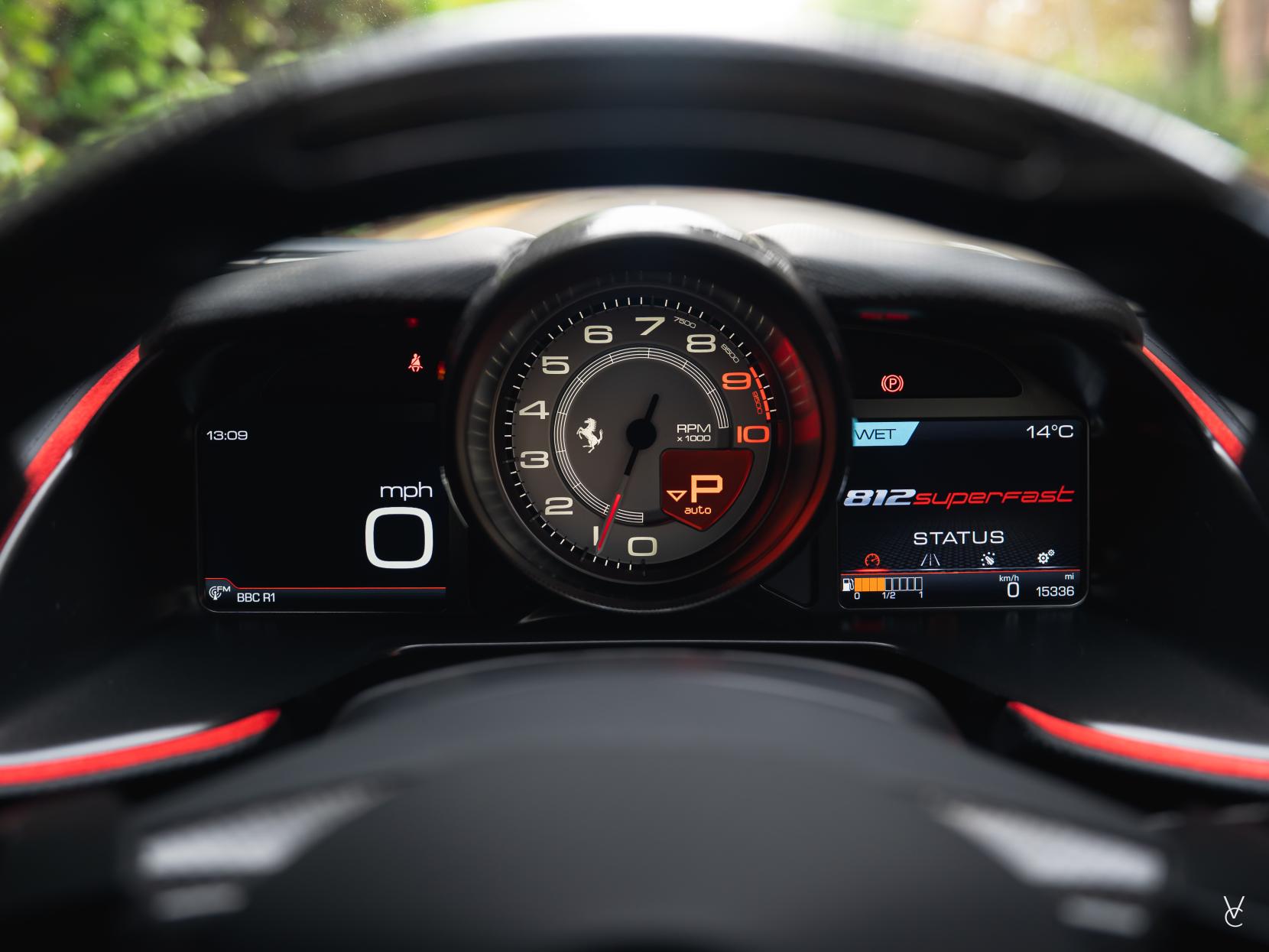 Ferrari 812 Superfast 6.5 V12 Coupe 2dr Petrol F1 DCT Euro 6 (s/s) (800 ps)