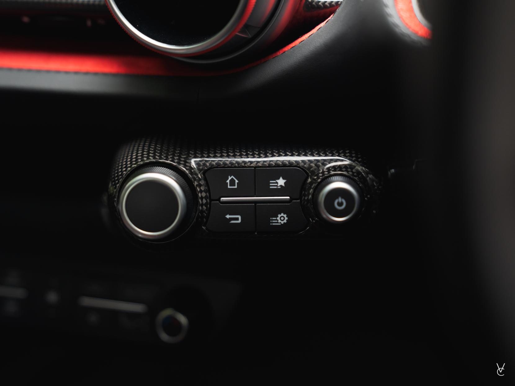 Ferrari 812 Superfast 6.5 V12 Coupe 2dr Petrol F1 DCT Euro 6 (s/s) (800 ps)