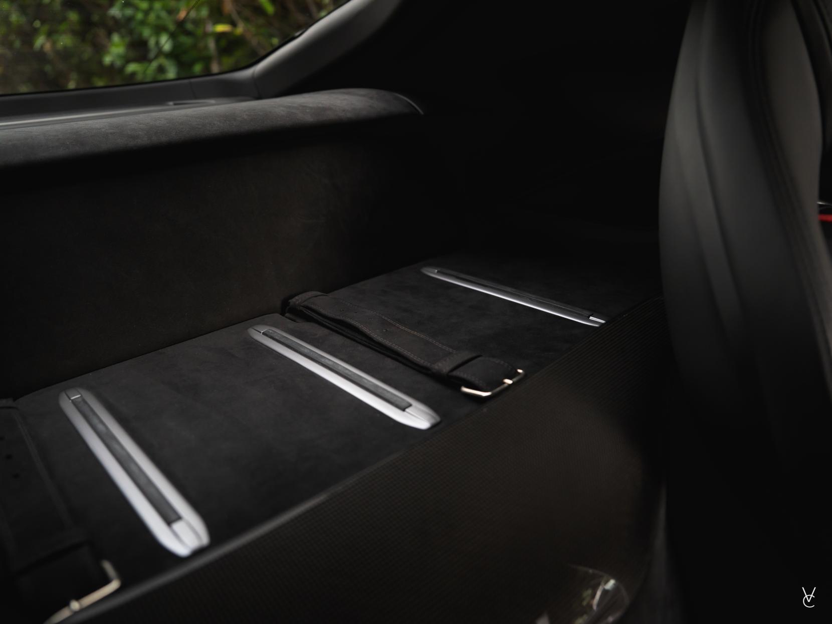 Ferrari 812 Superfast 6.5 V12 Coupe 2dr Petrol F1 DCT Euro 6 (s/s) (800 ps)