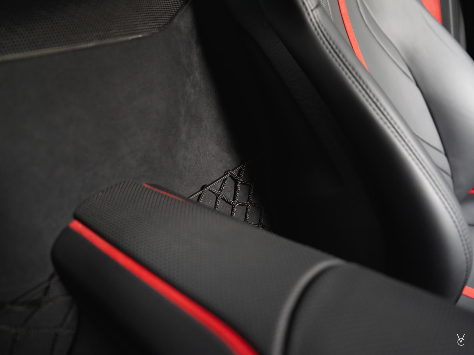 Ferrari 812 Superfast 6.5 V12 Coupe 2dr Petrol F1 DCT Euro 6 (s/s) (800 ps)