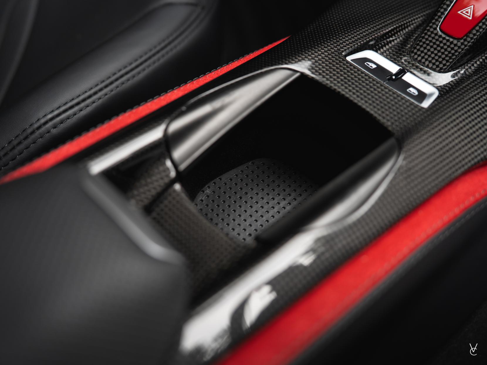 Ferrari 812 Superfast 6.5 V12 Coupe 2dr Petrol F1 DCT Euro 6 (s/s) (800 ps)