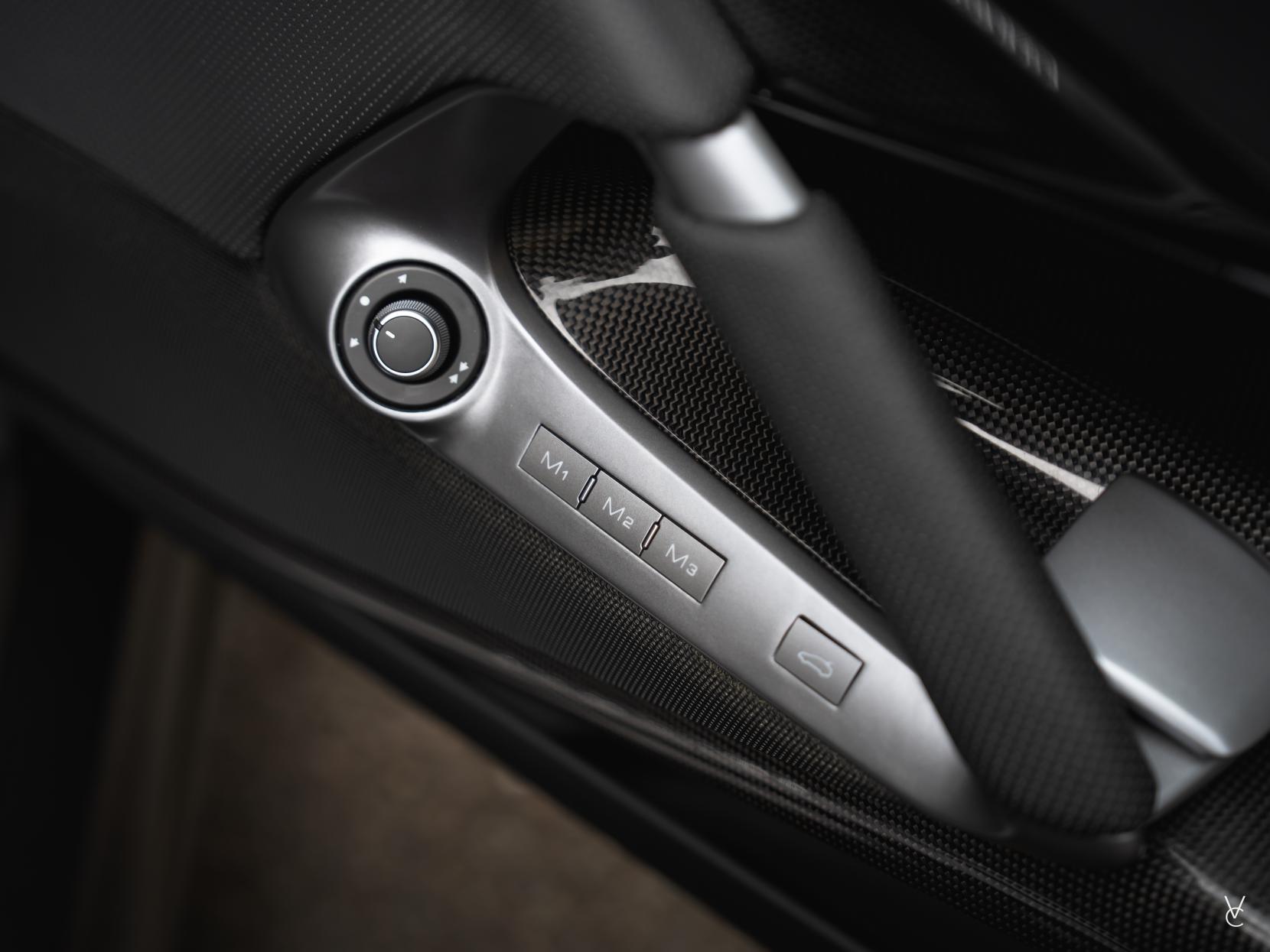 Ferrari 812 Superfast 6.5 V12 Coupe 2dr Petrol F1 DCT Euro 6 (s/s) (800 ps)