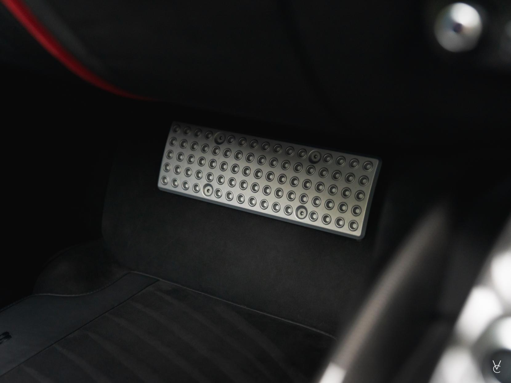 Ferrari 812 Superfast 6.5 V12 Coupe 2dr Petrol F1 DCT Euro 6 (s/s) (800 ps)