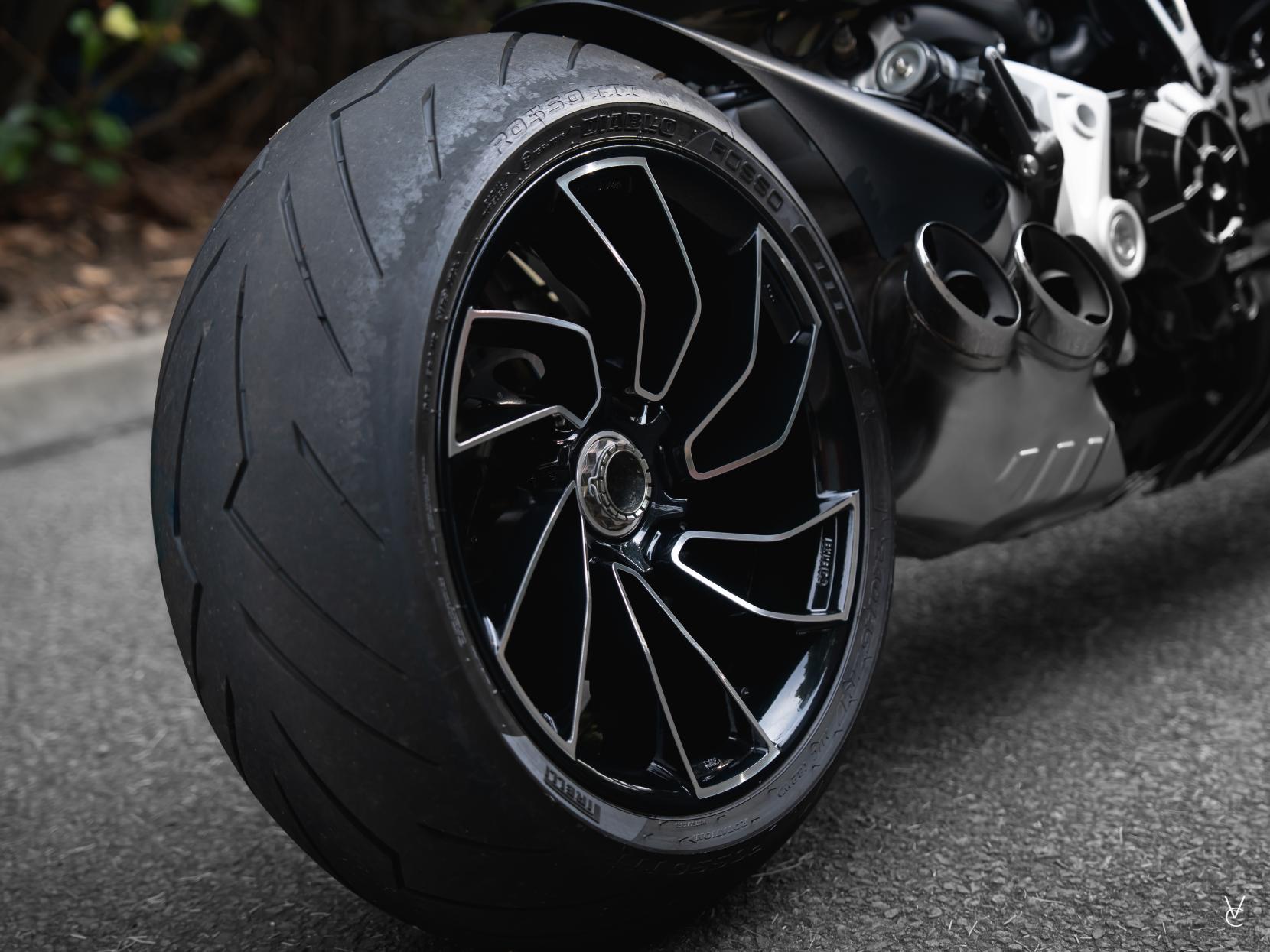 Ducati XDiavel 1262 S Custom Cruiser Petrol Manual Euro 4 (152 ps)
