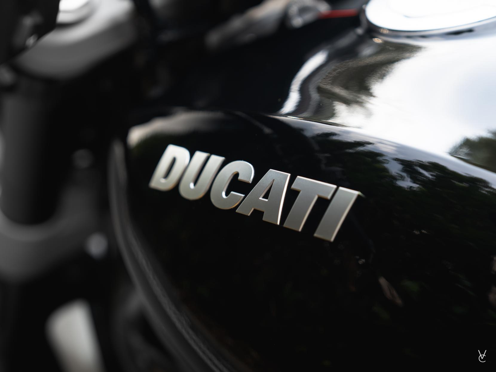 Ducati XDiavel 1262 S Custom Cruiser Petrol Manual Euro 4 (152 ps)