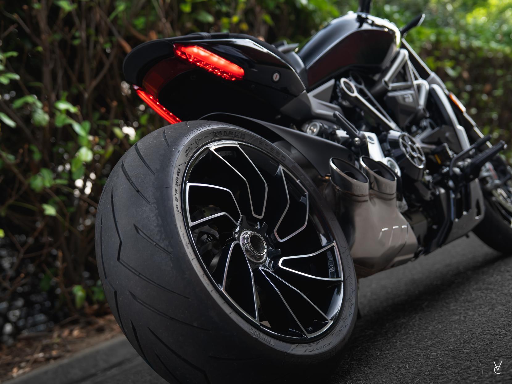 Ducati XDiavel 1262 S Custom Cruiser Petrol Manual Euro 4 (152 ps)