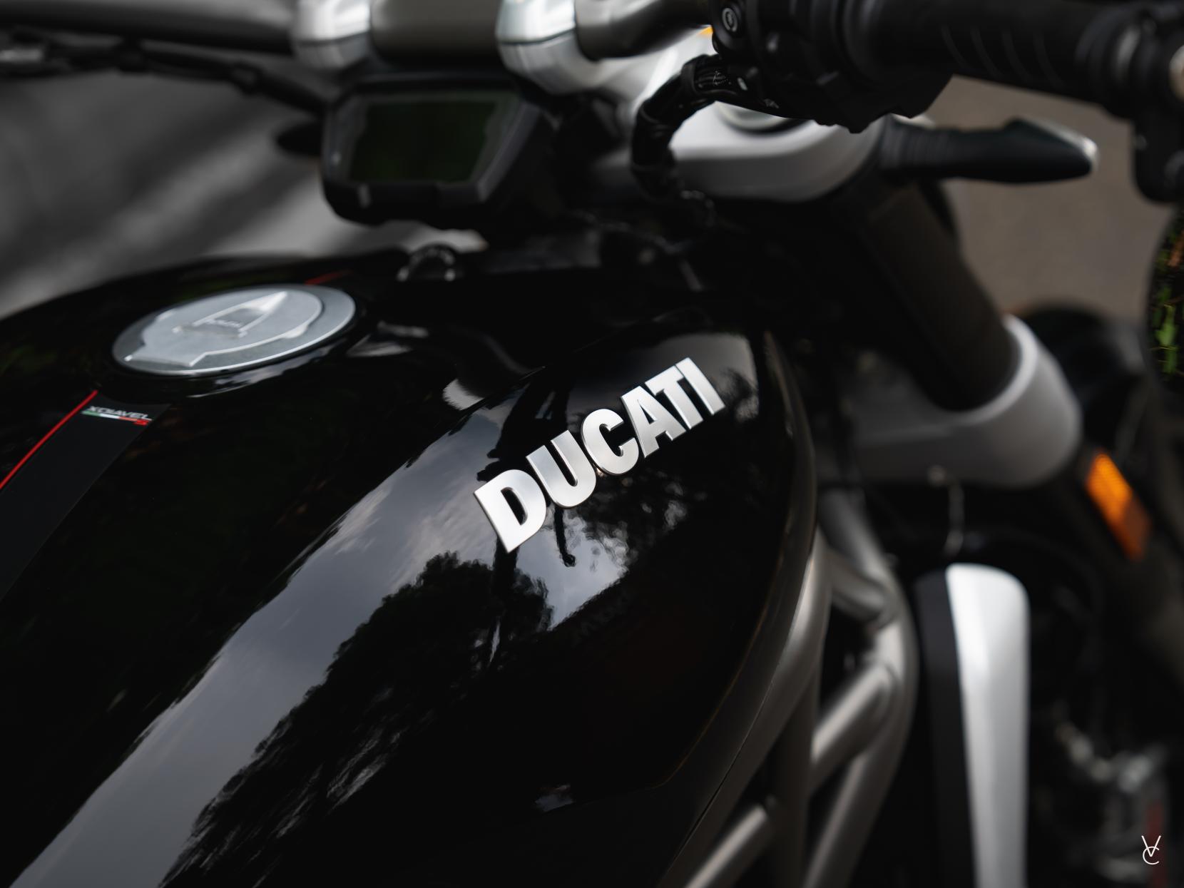 Ducati XDiavel 1262 S Custom Cruiser Petrol Manual Euro 4 (152 ps)