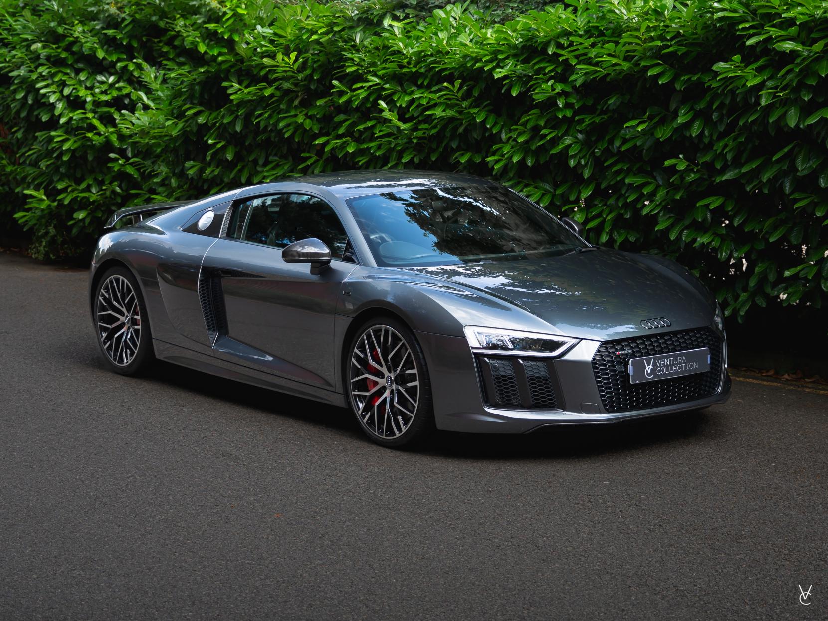 Audi R8 5.2 FSI V10 Plus Coupe 2dr Petrol S Tronic quattro Euro 6 (s/s) (610 ps)