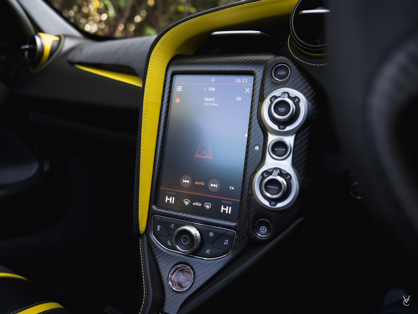 McLaren 720S 4.0T V8 Spider 2dr Petrol SSG Euro 6 (s/s) (720 ps)