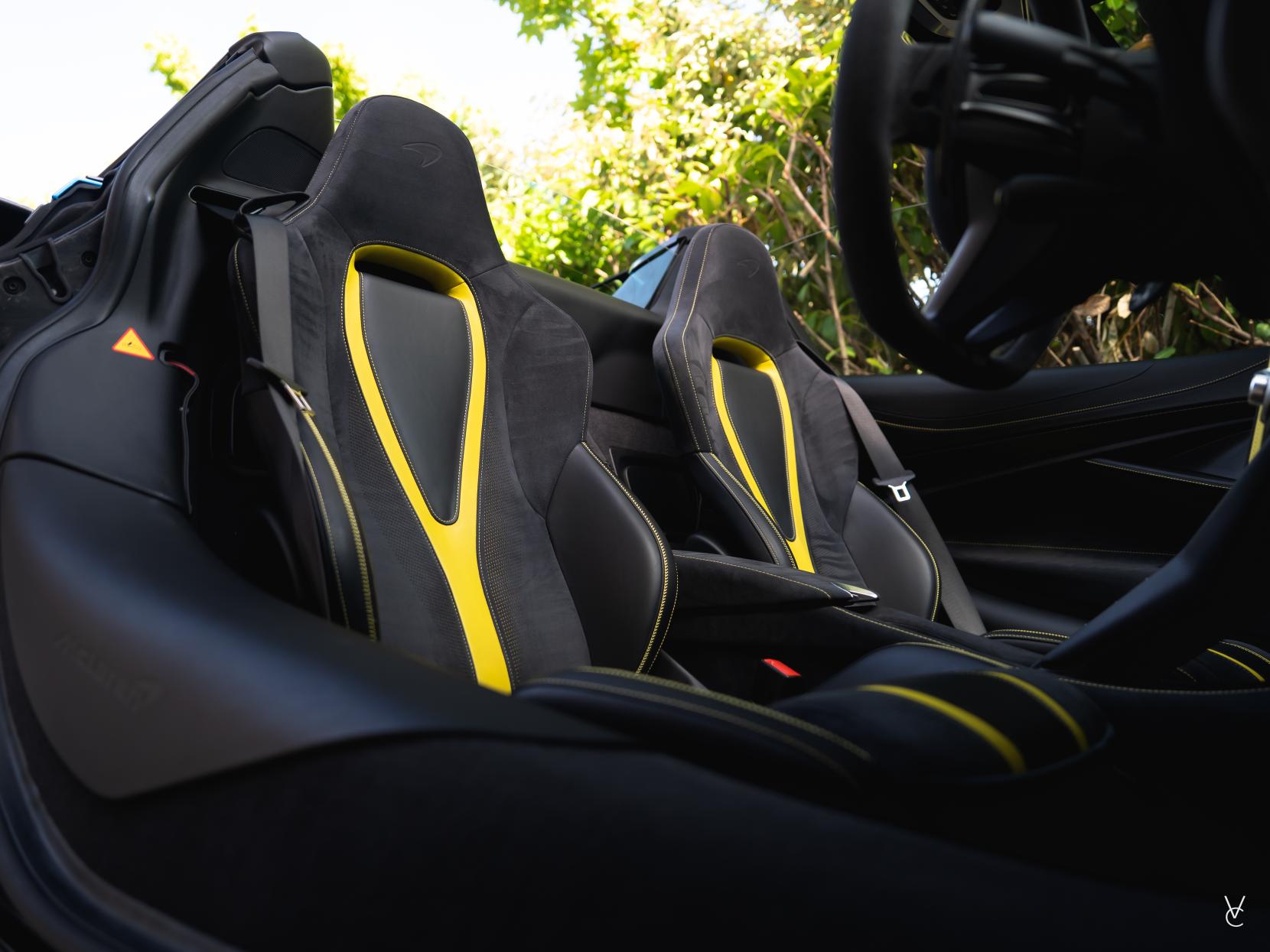 McLaren 720S 4.0T V8 Spider 2dr Petrol SSG Euro 6 (s/s) (720 ps)