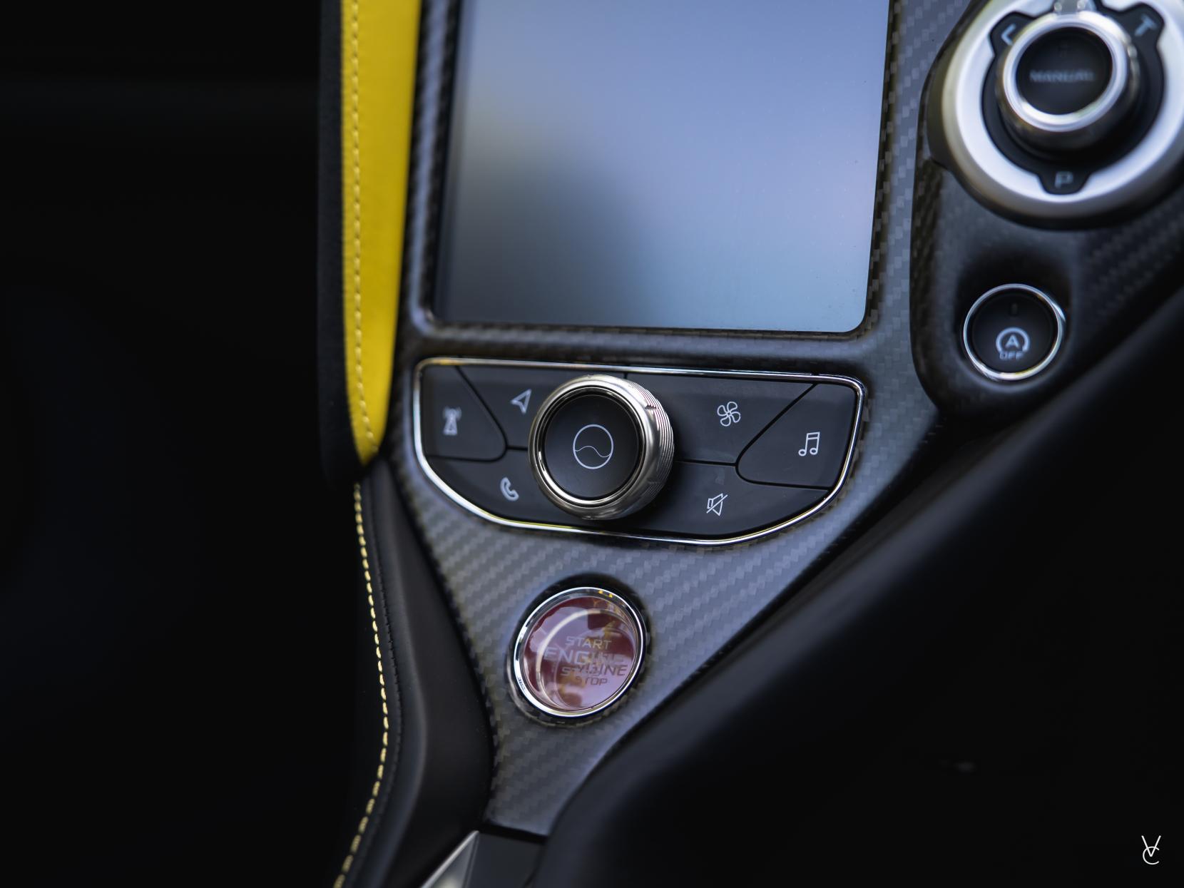 McLaren 720S 4.0T V8 Spider 2dr Petrol SSG Euro 6 (s/s) (720 ps)