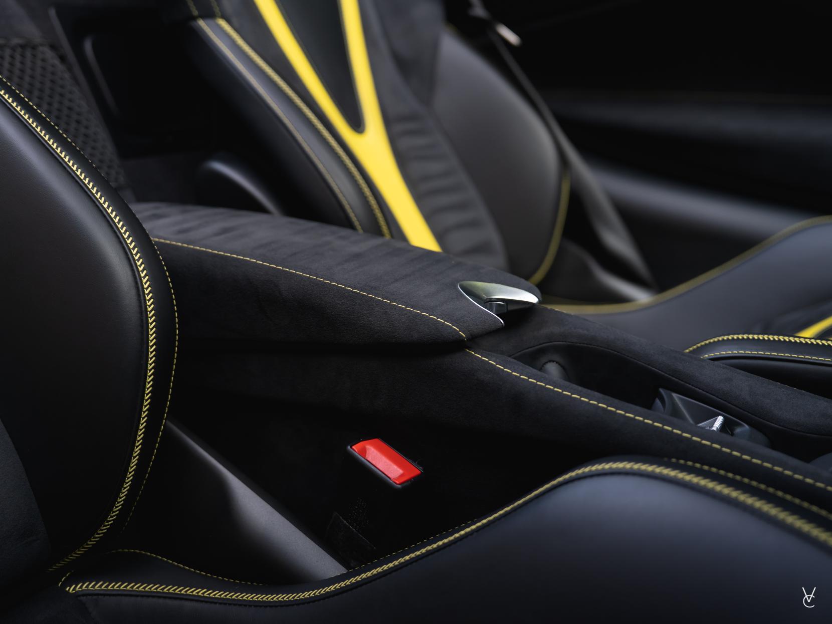 McLaren 720S 4.0T V8 Spider 2dr Petrol SSG Euro 6 (s/s) (720 ps)