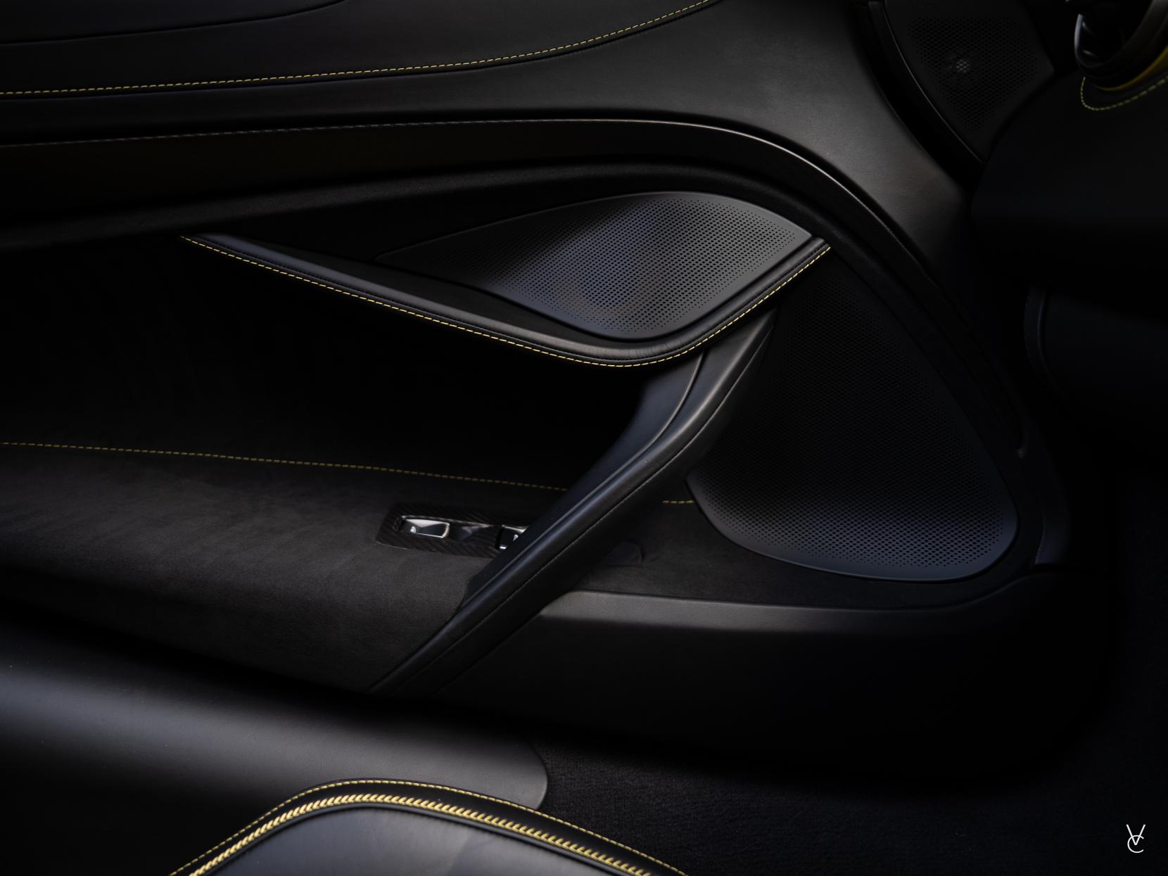 McLaren 720S 4.0T V8 Spider 2dr Petrol SSG Euro 6 (s/s) (720 ps)