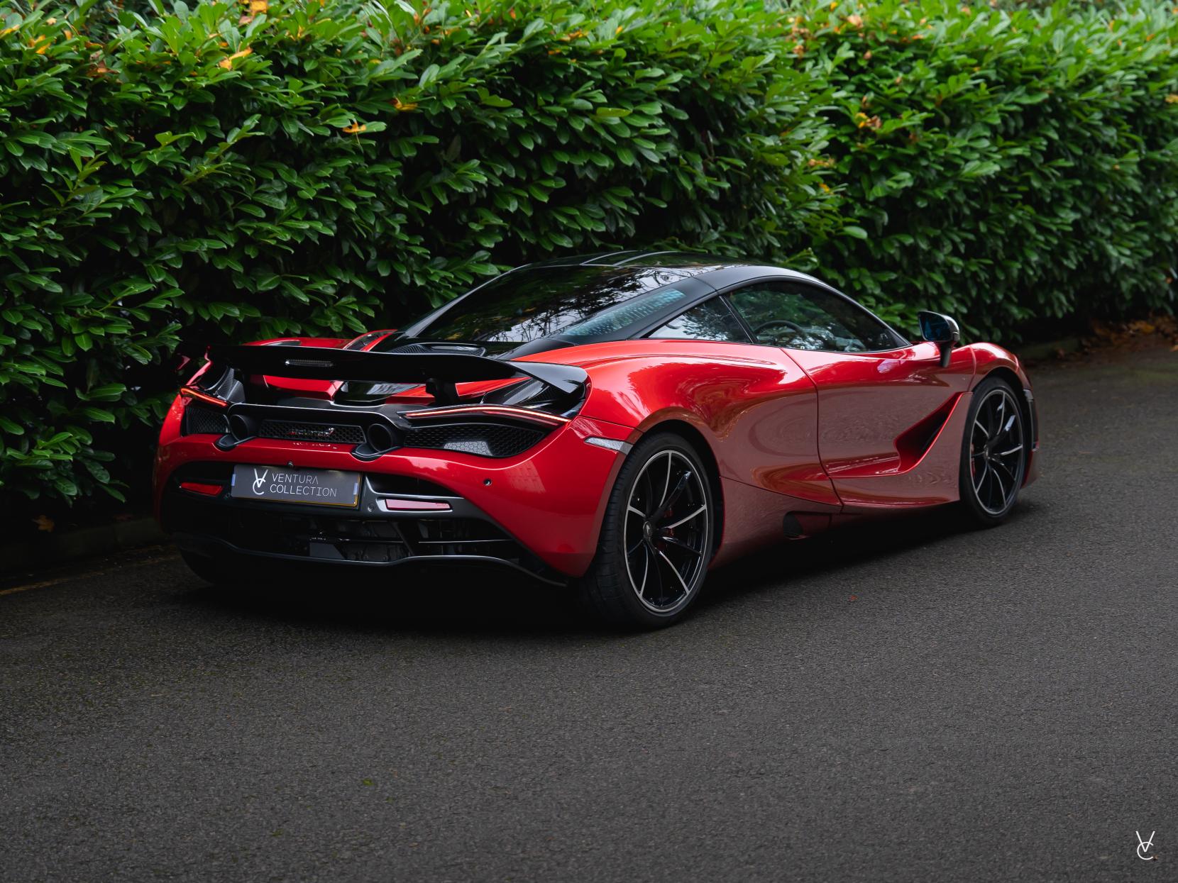 McLaren 720S 4.0T V8 Performance Coupe 2dr Petrol SSG Euro 6 (s/s) (720 ps)