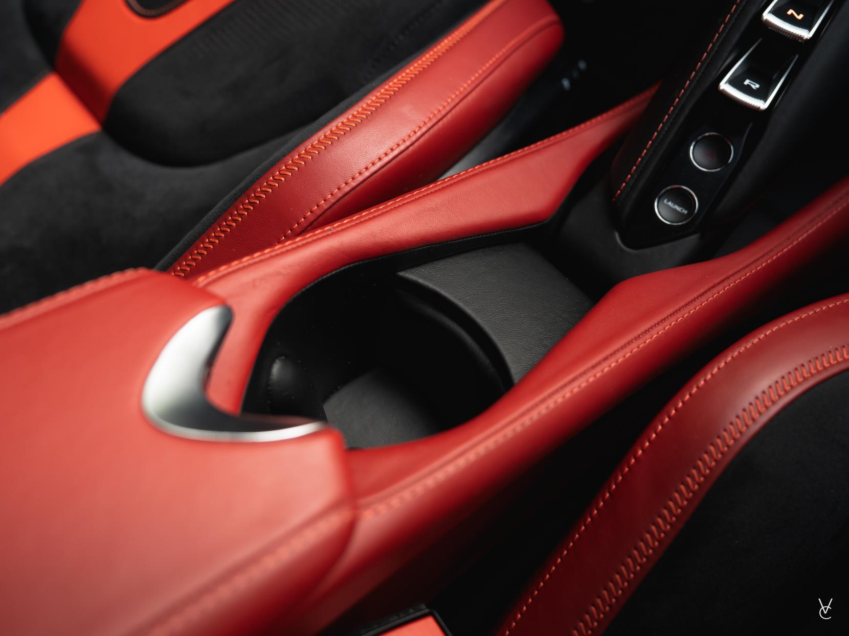 McLaren 720S 4.0T V8 Coupe 2dr Petrol SSG Euro 6 (s/s) (720 ps)