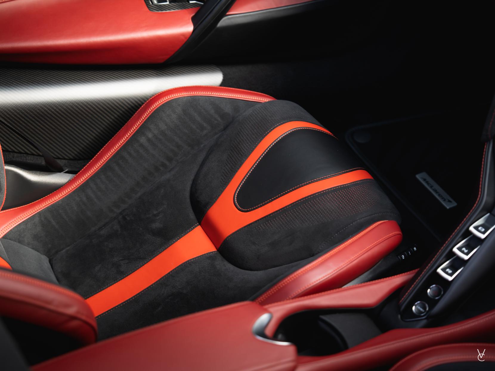 McLaren 720S 4.0T V8 Coupe 2dr Petrol SSG Euro 6 (s/s) (720 ps)