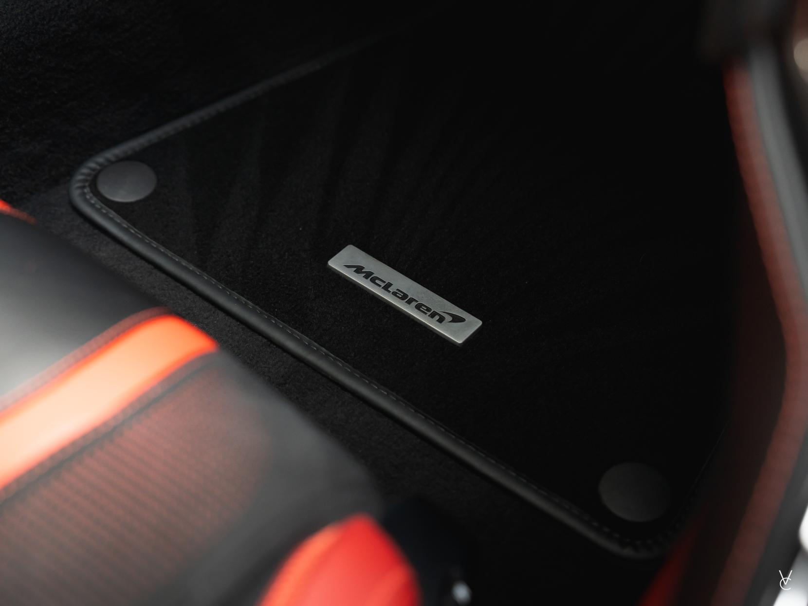 McLaren 720S 4.0T V8 Coupe 2dr Petrol SSG Euro 6 (s/s) (720 ps)