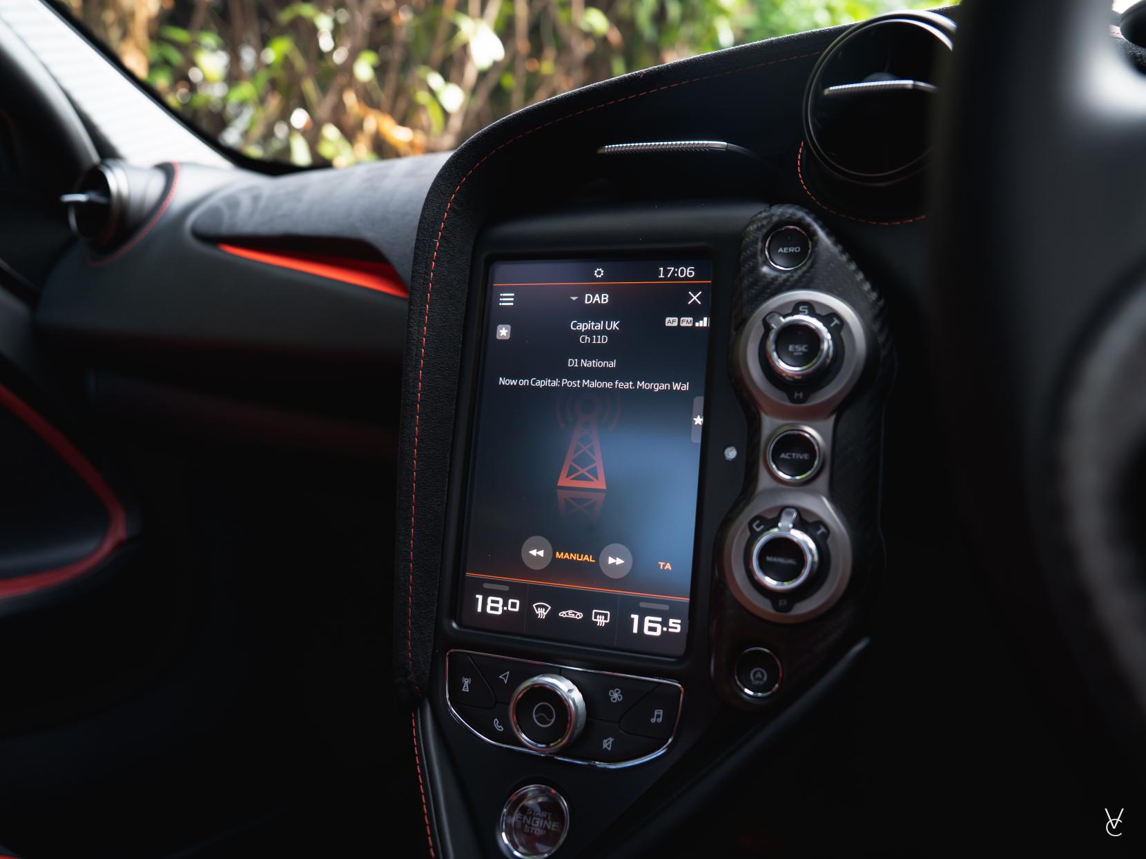 McLaren 720S 4.0T V8 Coupe 2dr Petrol SSG Euro 6 (s/s) (720 ps)