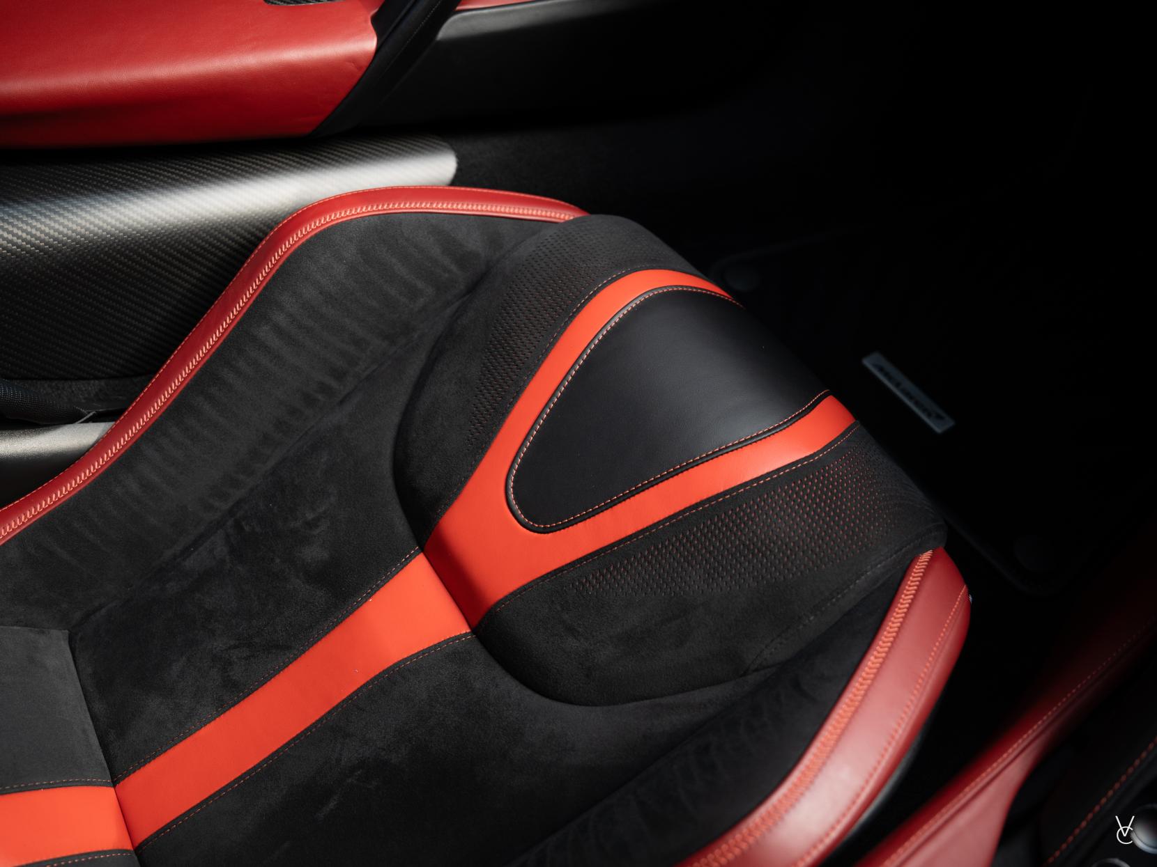 McLaren 720S 4.0T V8 Coupe 2dr Petrol SSG Euro 6 (s/s) (720 ps)