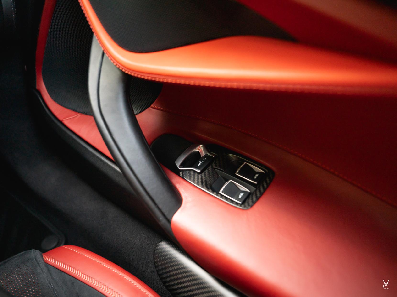 McLaren 720S 4.0T V8 Coupe 2dr Petrol SSG Euro 6 (s/s) (720 ps)