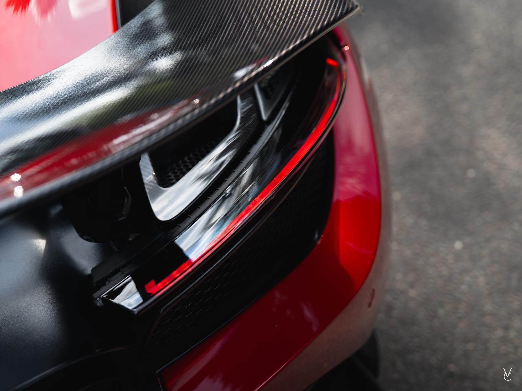 McLaren 720S 4.0T V8 Coupe 2dr Petrol SSG Euro 6 (s/s) (720 ps)