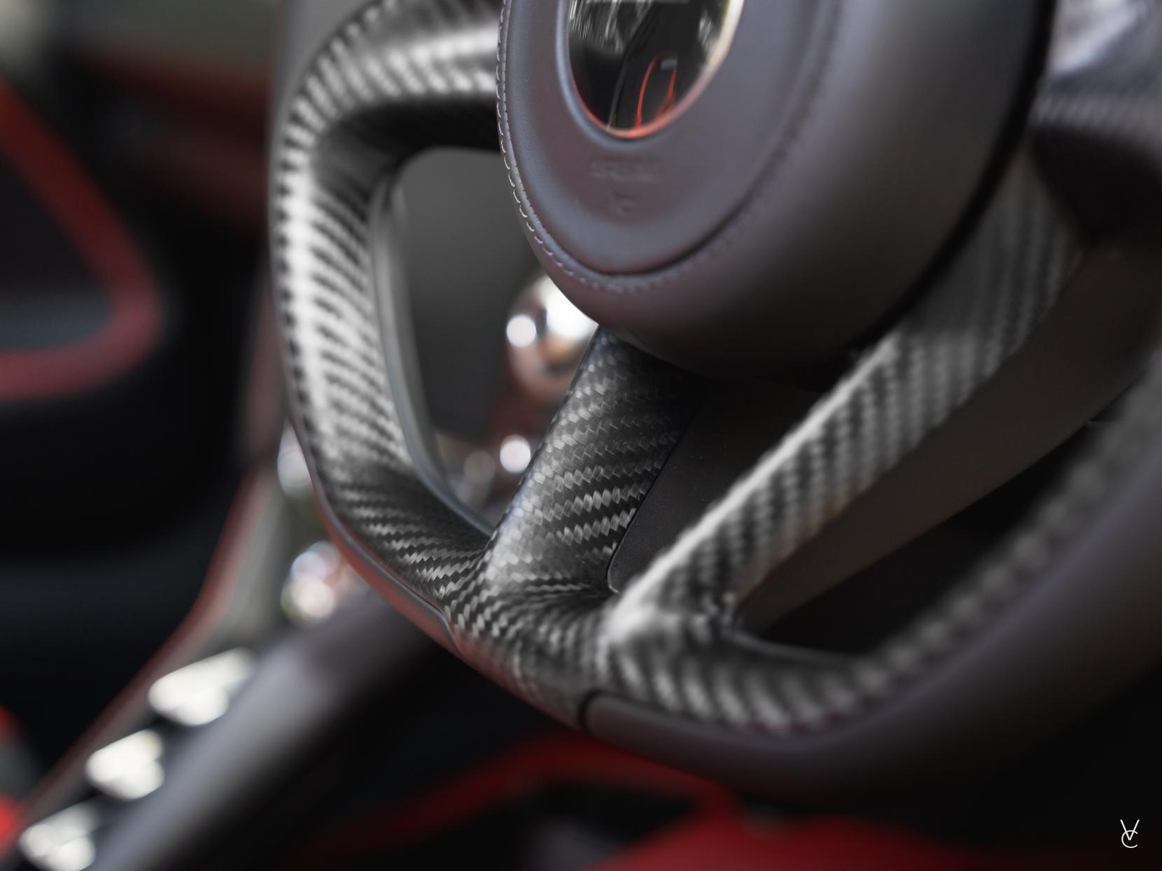 McLaren 720S 4.0T V8 Coupe 2dr Petrol SSG Euro 6 (s/s) (720 ps)