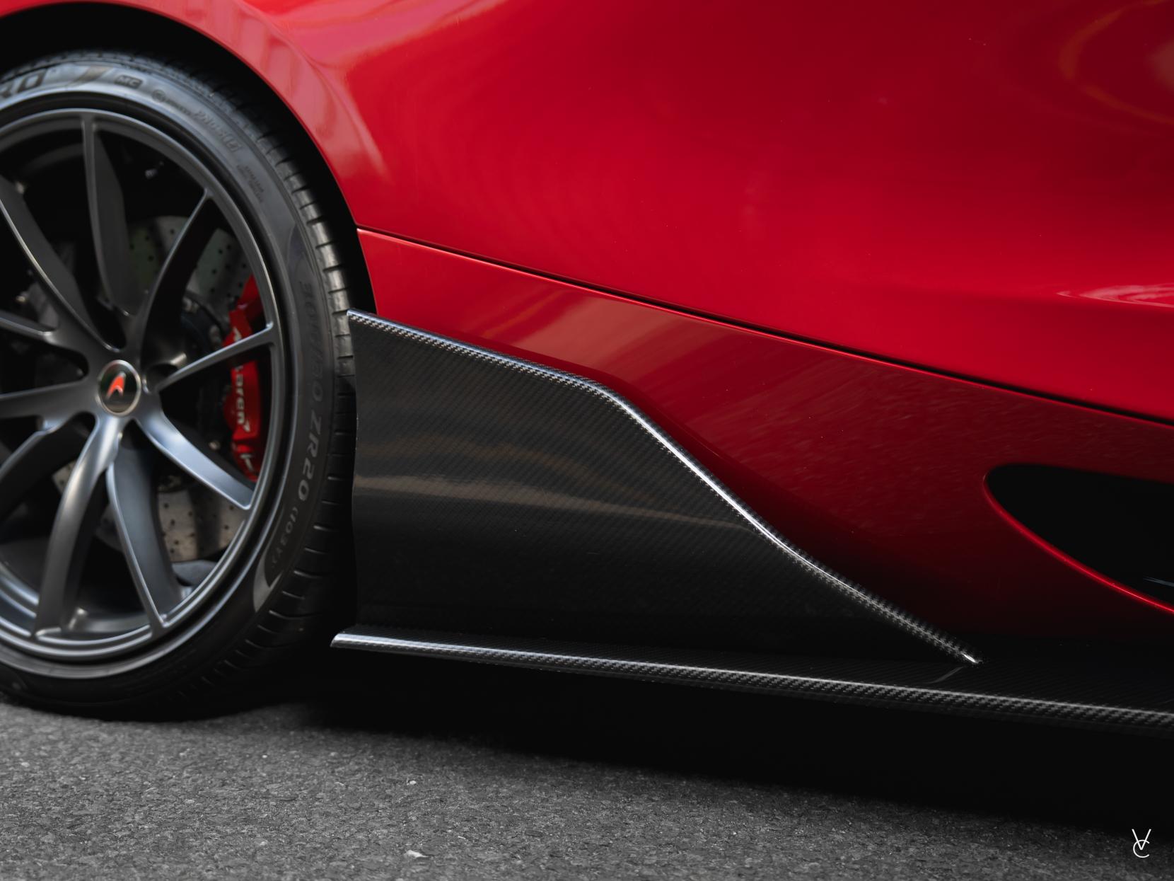 McLaren 720S 4.0T V8 Coupe 2dr Petrol SSG Euro 6 (s/s) (720 ps)