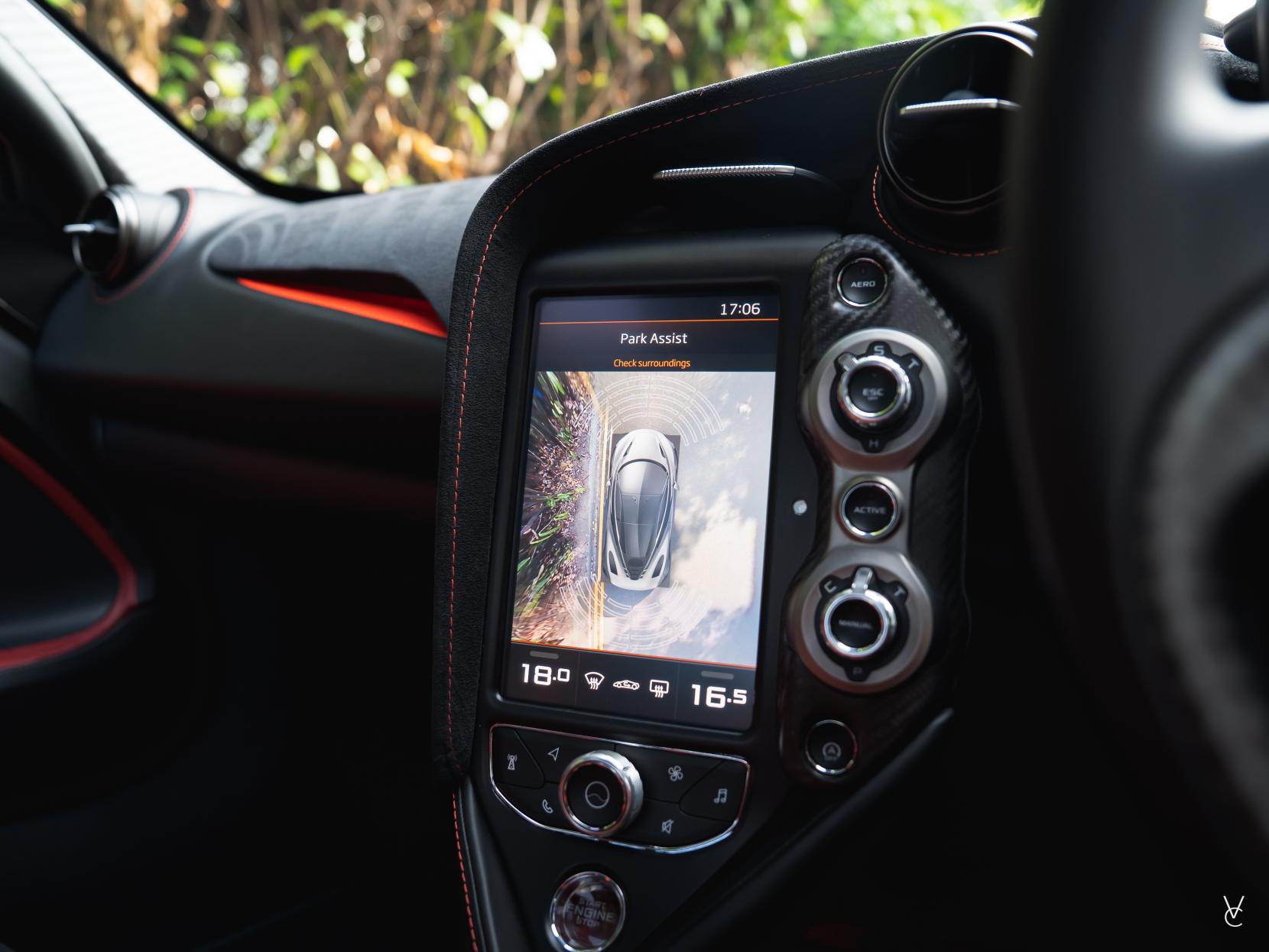 McLaren 720S 4.0T V8 Coupe 2dr Petrol SSG Euro 6 (s/s) (720 ps)