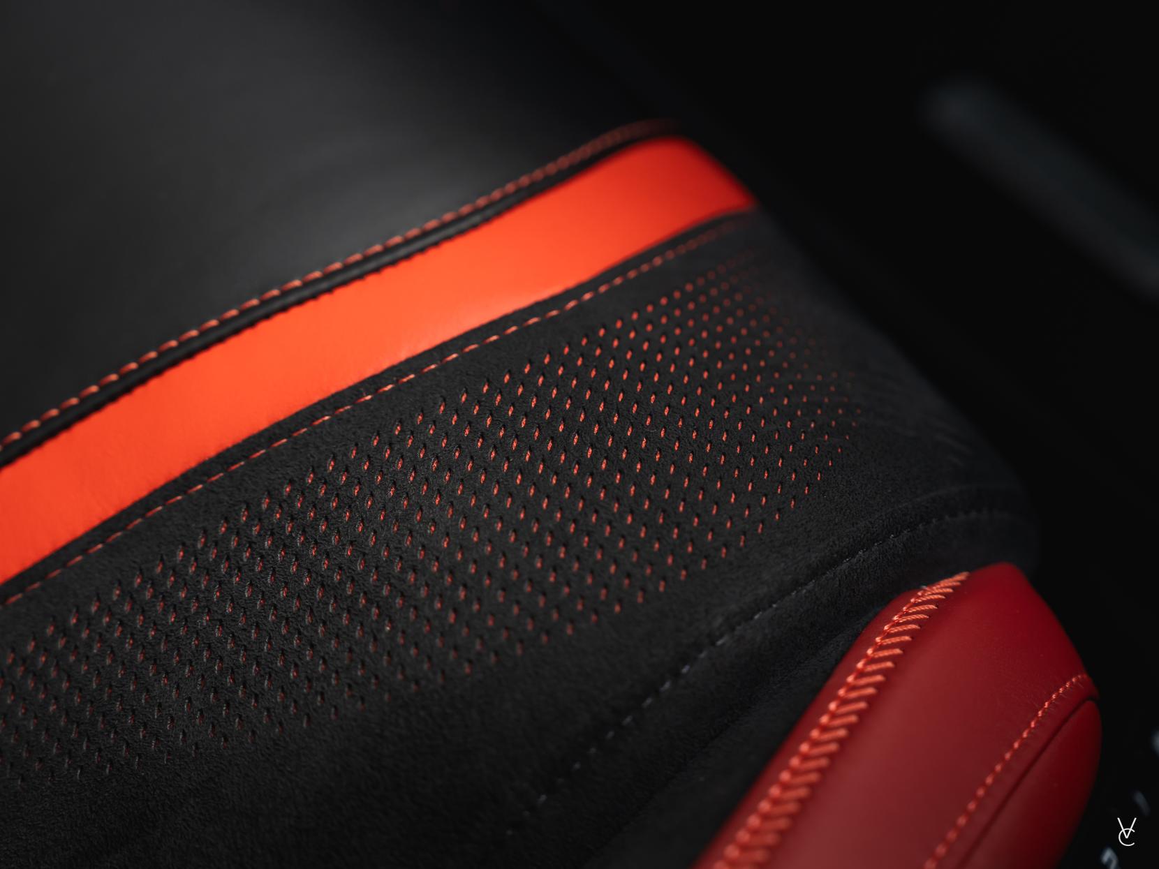 McLaren 720S 4.0T V8 Coupe 2dr Petrol SSG Euro 6 (s/s) (720 ps)