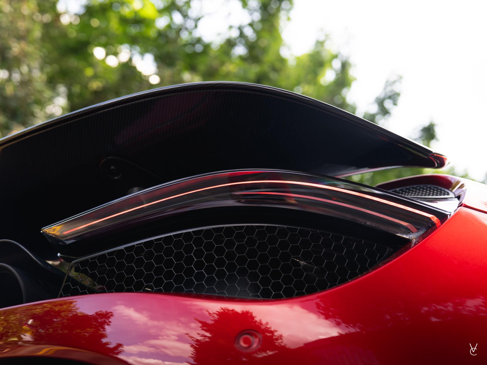 McLaren 720S 4.0T V8 Coupe 2dr Petrol SSG Euro 6 (s/s) (720 ps)