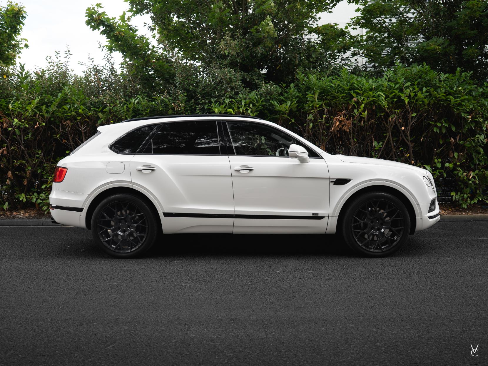Bentley Bentayga 4.0 V8 SUV 5dr Petrol Auto 4WD Euro 6 (s/s) (550 ps)