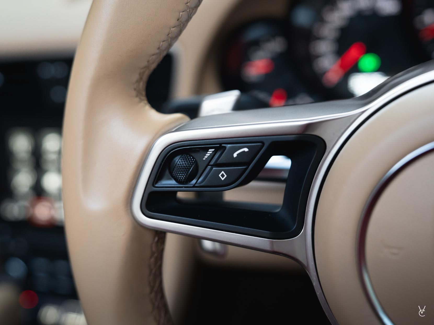 Porsche 911 3.0T 991 4 Targa 2dr Petrol PDK 4WD Euro 6 (s/s) (370 ps)