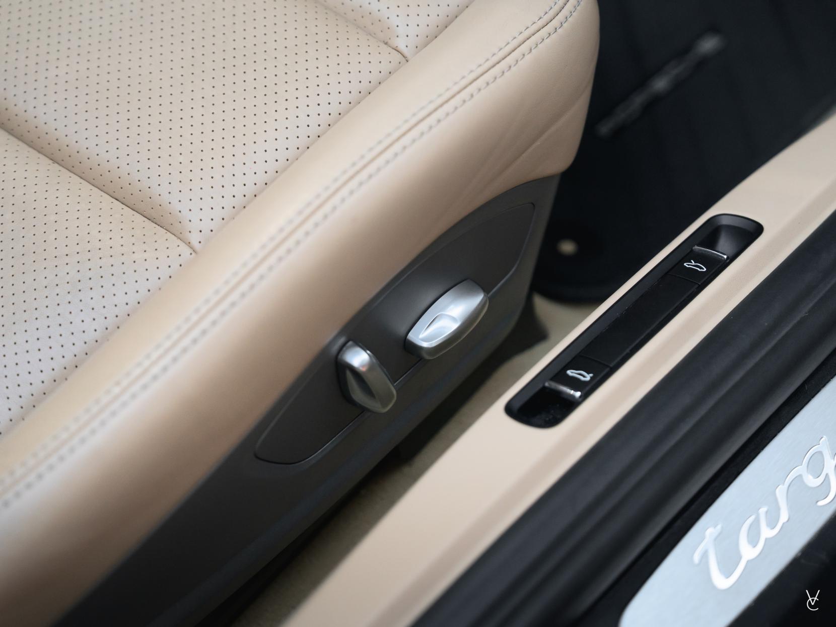 Porsche 911 3.0T 991 4 Targa 2dr Petrol PDK 4WD Euro 6 (s/s) (370 ps)