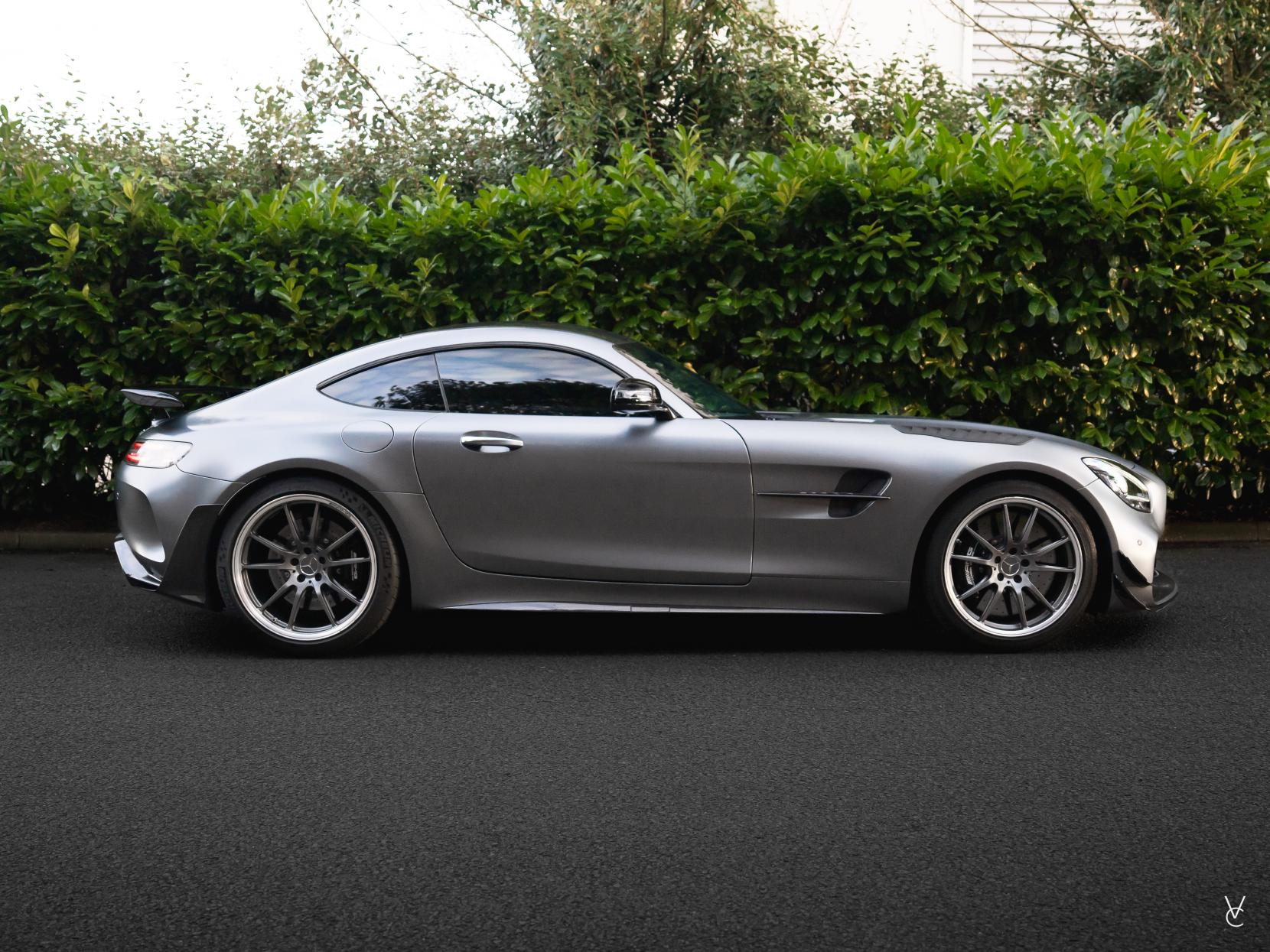 Mercedes-Benz AMG GT 4.0 V8 BiTurbo R PRO Coupe 2dr Petrol SpdS DCT Euro 6 (s/s) (585 ps)