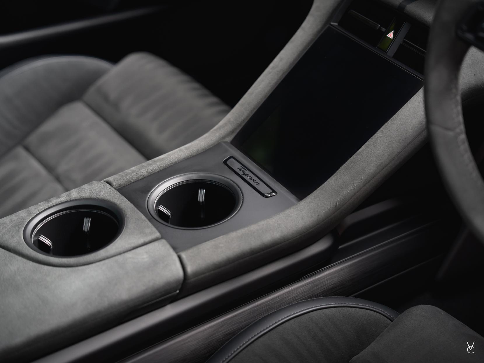Porsche Taycan Performance Plus 93.4kWh GTS Saloon 4dr Electric Auto 4WD (11kW Charger) (598 ps)