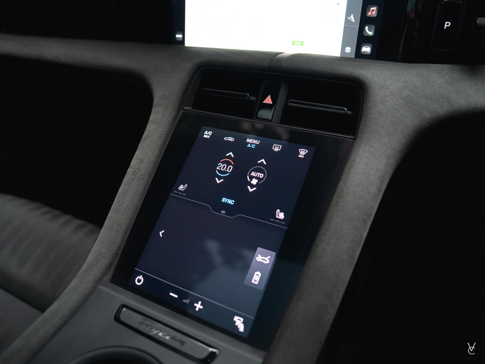 Porsche Taycan Performance Plus 93.4kWh GTS Saloon 4dr Electric Auto 4WD (11kW Charger) (598 ps)