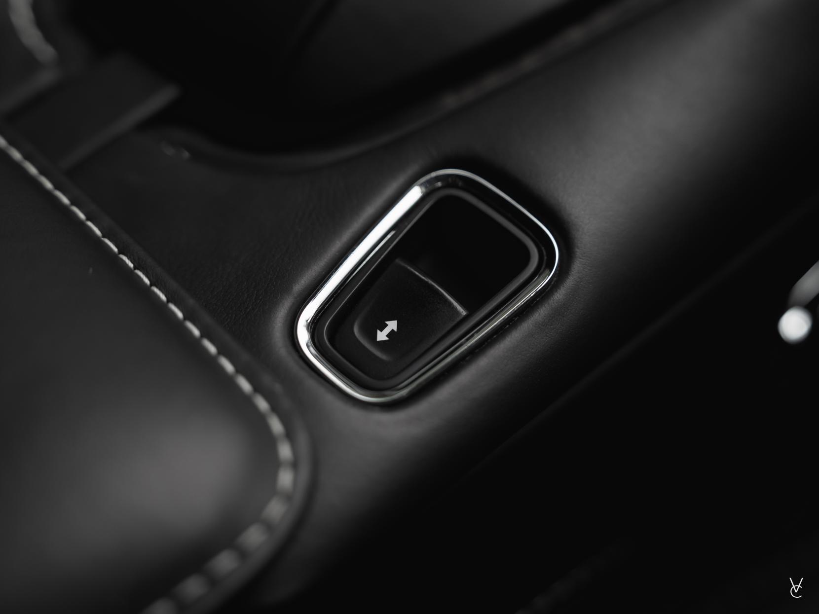 Aston Martin DB11 4.0 V8 Coupe 2dr Petrol Auto Euro 6 (s/s) (510 ps)