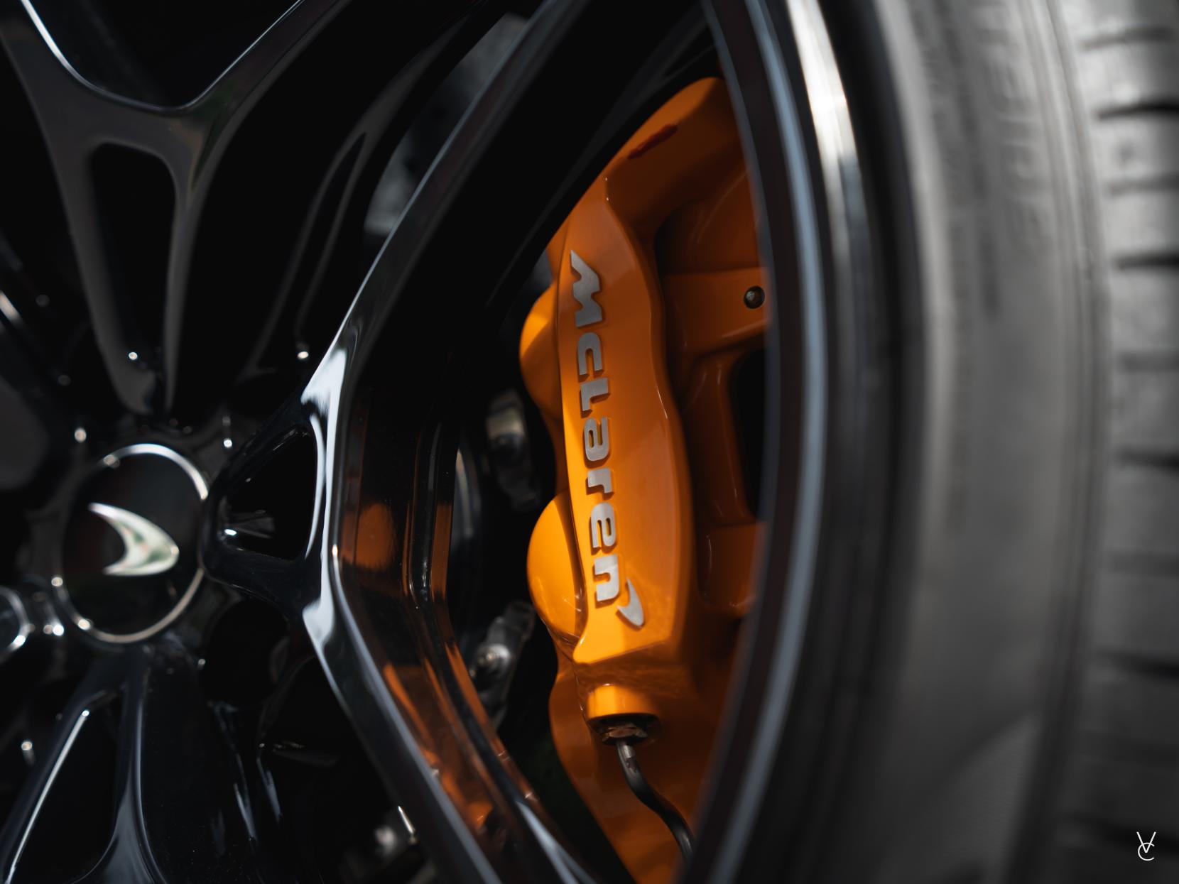 McLaren 720S 4.0T V8 Performance Coupe 2dr Petrol SSG Euro 6 (s/s) (720 ps)