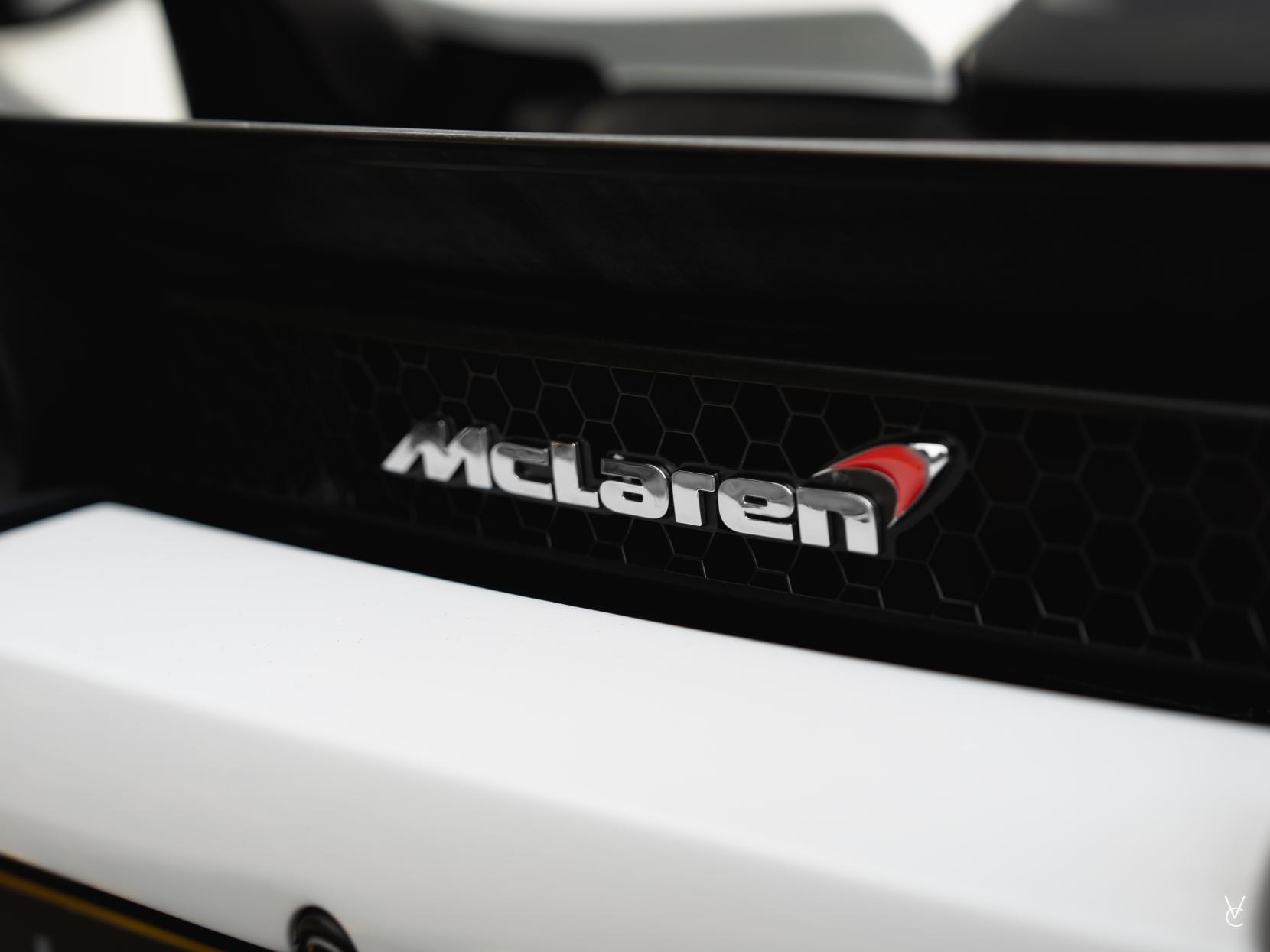 McLaren 720S 4.0T V8 Performance Coupe 2dr Petrol SSG Euro 6 (s/s) (720 ps)