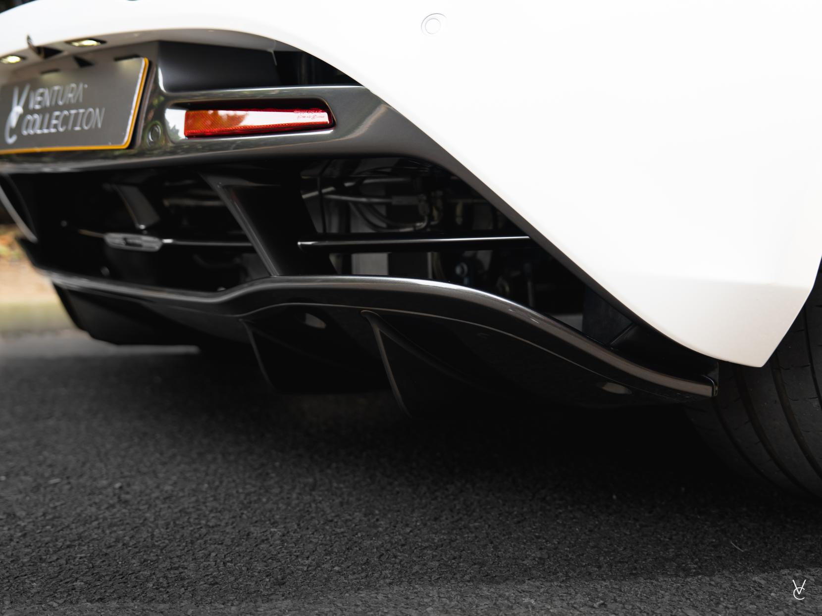McLaren 720S 4.0T V8 Performance Coupe 2dr Petrol SSG Euro 6 (s/s) (720 ps)