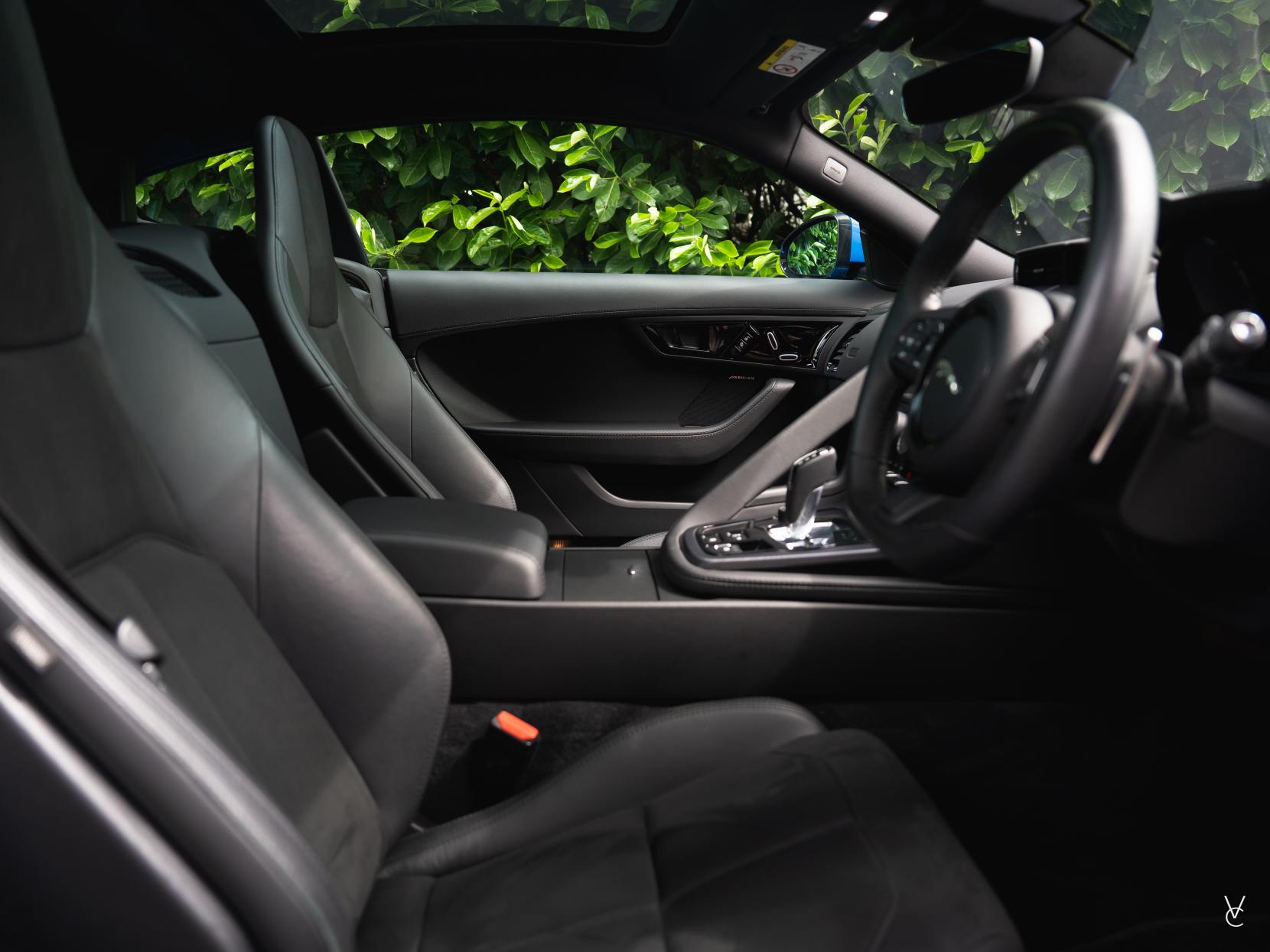 Jaguar F-Type 2.0i GPF R-Dynamic Coupe 2dr Petrol Auto Euro 6 (s/s) (300 ps)